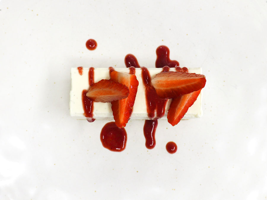 Vacherin aux fraises Vacherin aux fraises du Rivage du Château de Sable